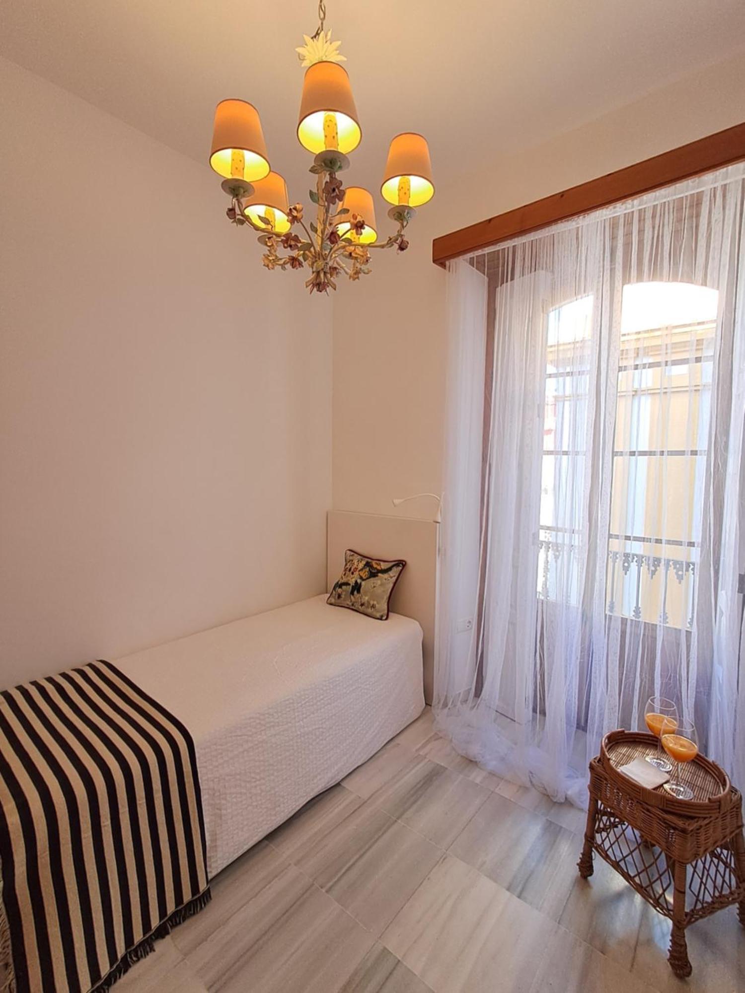 Apartamentos Almirante Hoyos 세비야 외부 사진